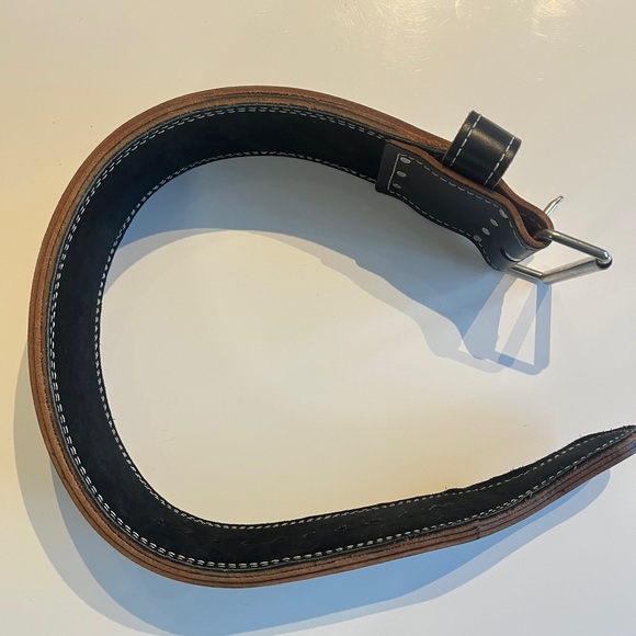 Rogue 13mm Powerlifting belt - Picture 7 of 10